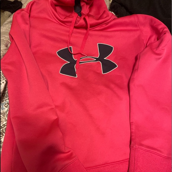 Under armor hoodie - Picture 1 of 3